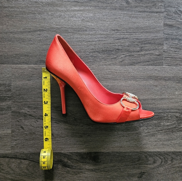 Gucci Orange Gold Horsebit Leather Peep Toe Heels Size 6 - Picture 13 of 13